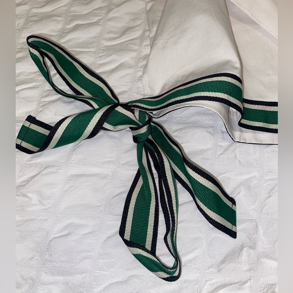 Grey lab white button down with bows - Picture 5 of 8